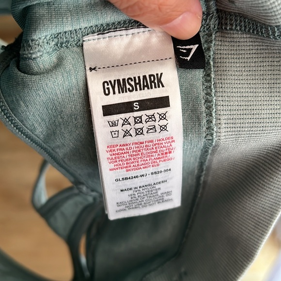 NWOT GymShark Sports Bra - Picture 3 of 3